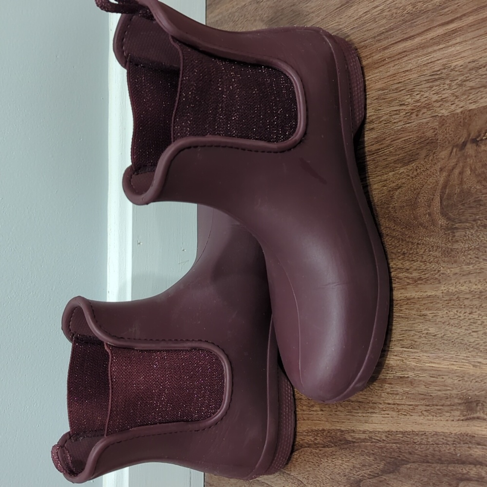 Croc's Chelsea Boot
